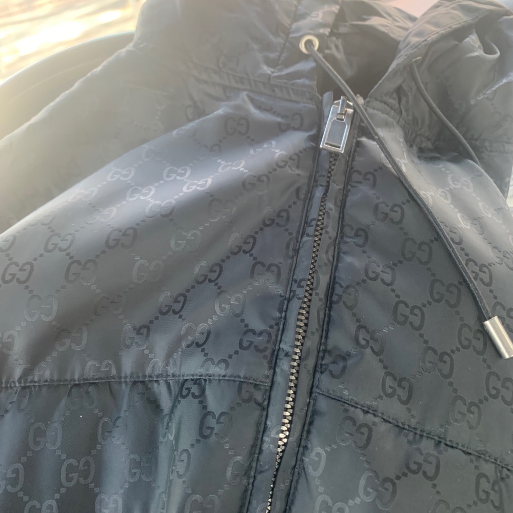 Gucci GG jacquard puffer jacket striped sleeve. - Picture 14 of 16